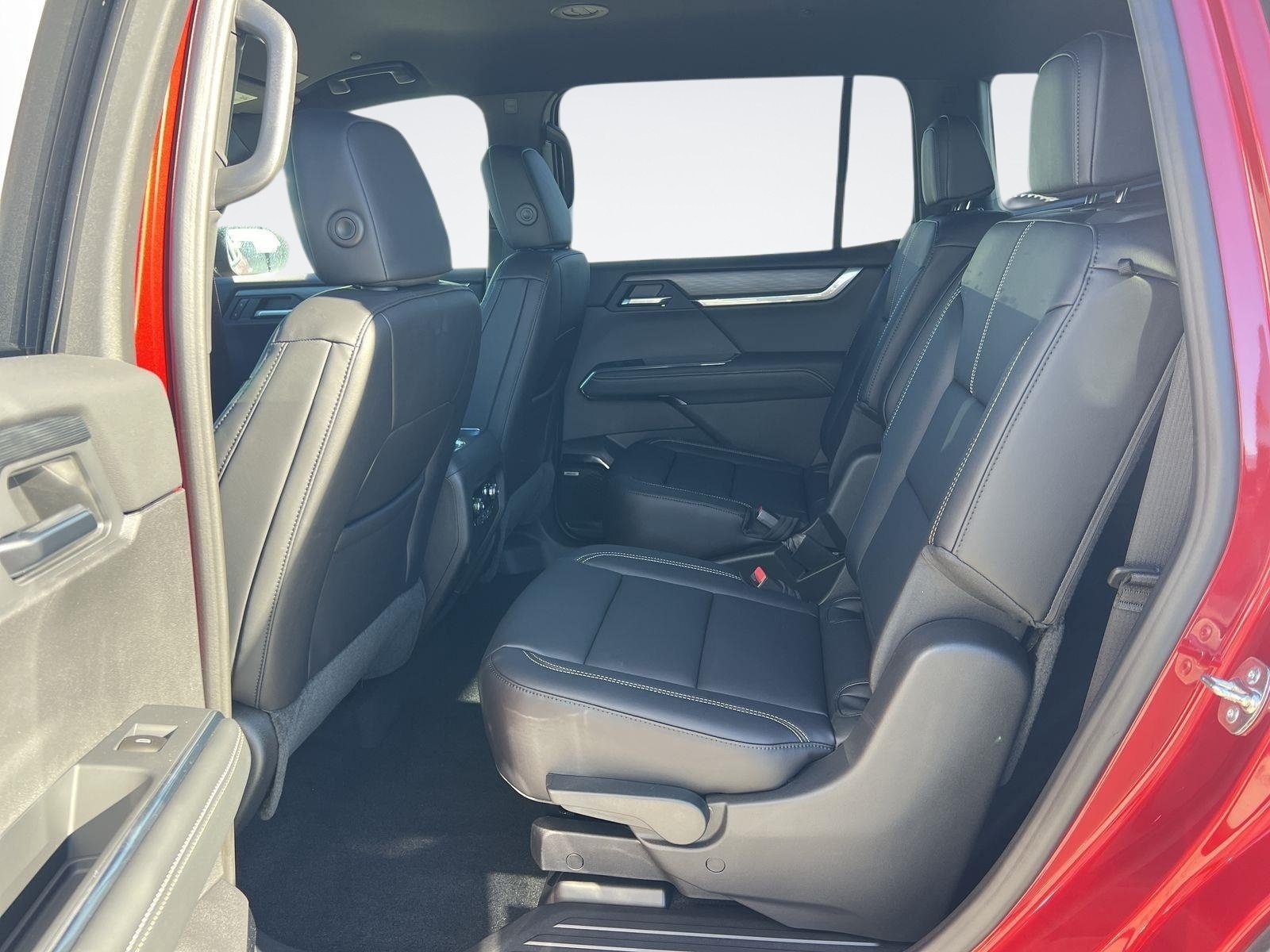 New 2026 GMC Acadia Elevation w/ Elevation Premium Package FWD image 26