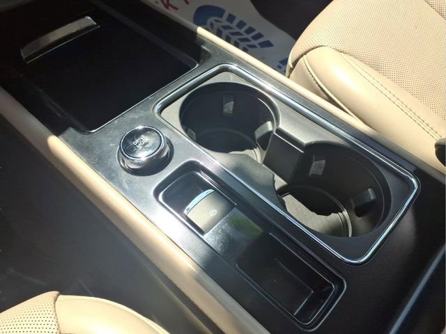 Used 2020 Lincoln Corsair AWD w/ Premium Package image 20