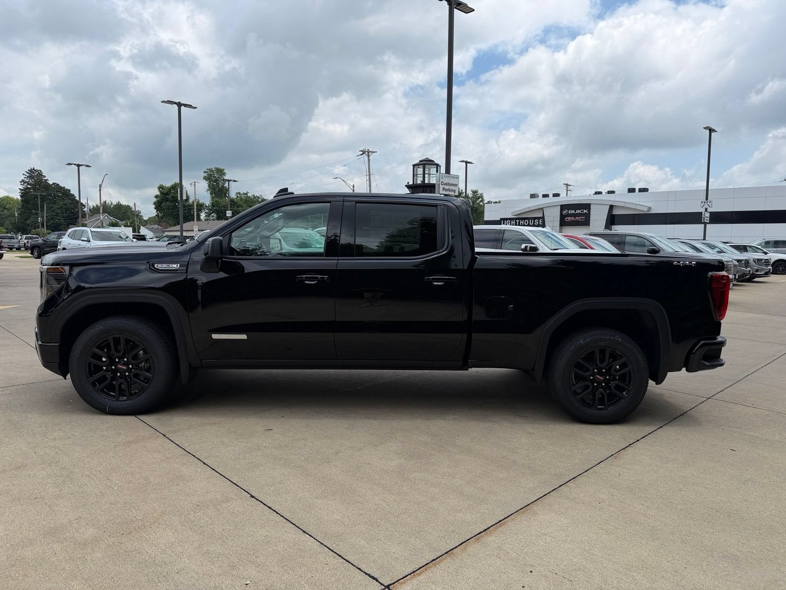 New 2026 GMC Sierra 1500 Elevation w/ Preferred Package AWD/4WD image 7