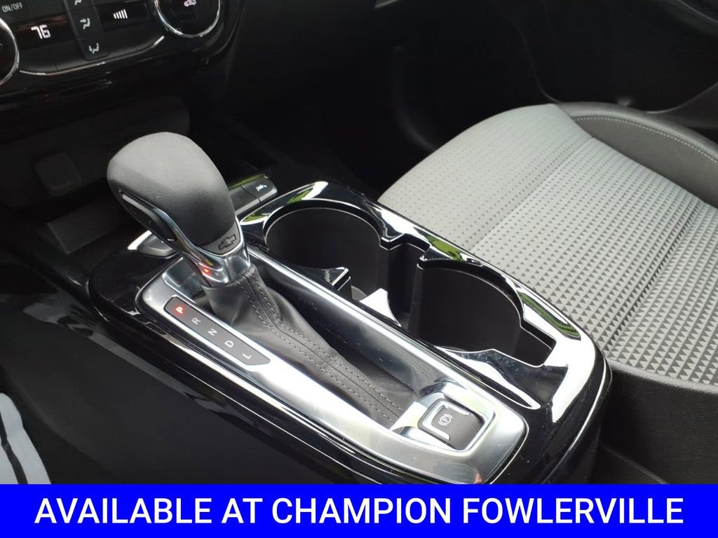 Used 2025 Chevrolet Trax LT image 25