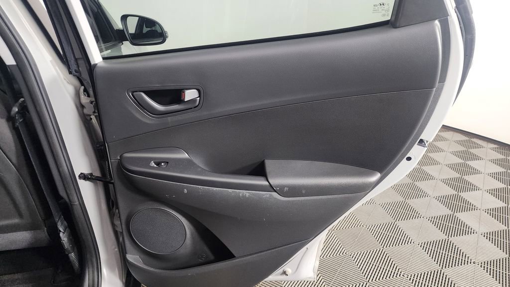 Used 2022 Hyundai Kona SEL image 26