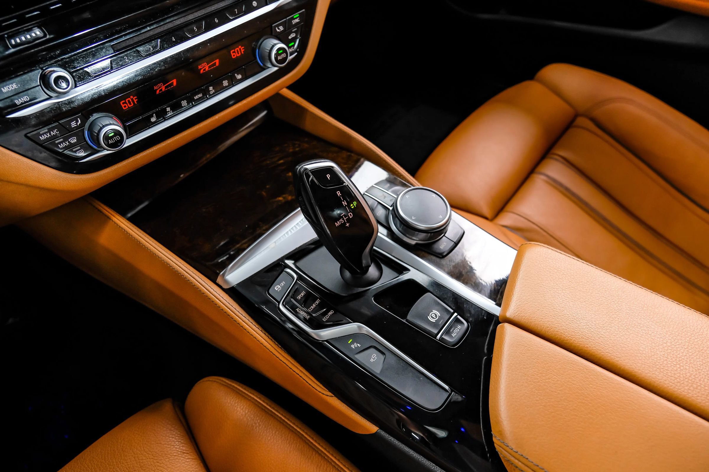 Used 2019 BMW M550i xDrive w/ Premium Package 2 AWD/4WD image 36
