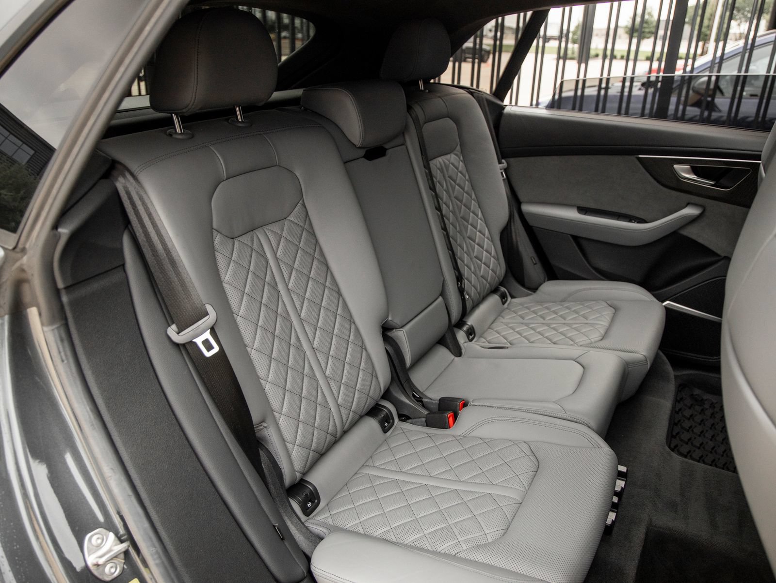 Used 2023 Audi SQ8 Premium Plus AWD/4WD image 40