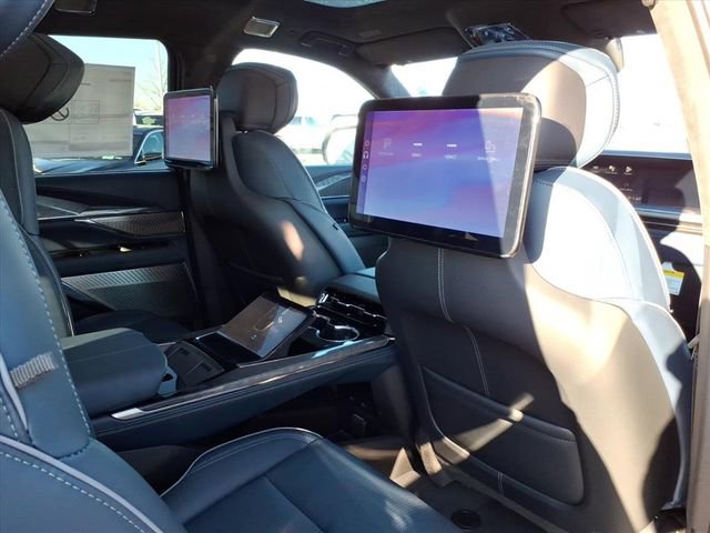 New 2026 Cadillac Escalade IQ Luxury 2 image 20