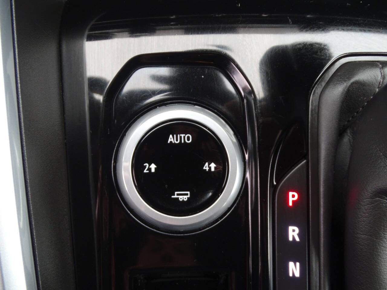 Used 2024 Chevrolet Colorado W/T w/ WT Convenience Package II image 27