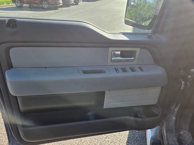 Used 2011 Ford F150 XLT w/ XLT Chrome Pkg AWD/4WD image 11