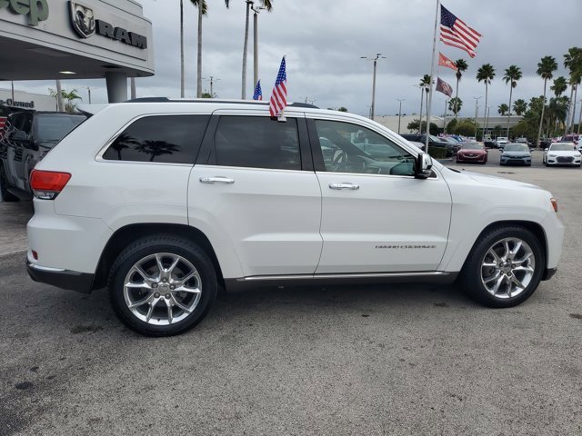 Used 2014 Jeep Grand Cherokee Summit w/ Trailer Tow Group IV image 8