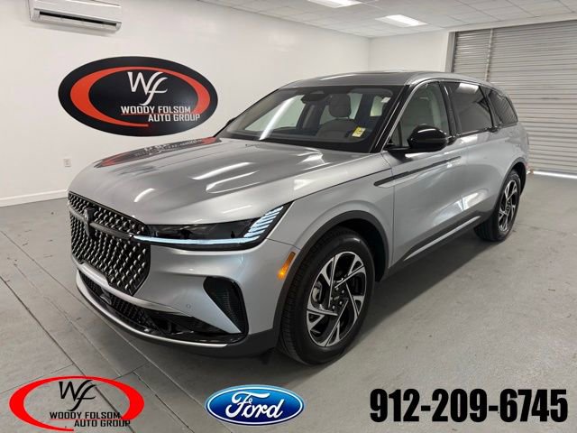 Used 2025 Lincoln Nautilus Premier w/ Equipment Group 102A image 1