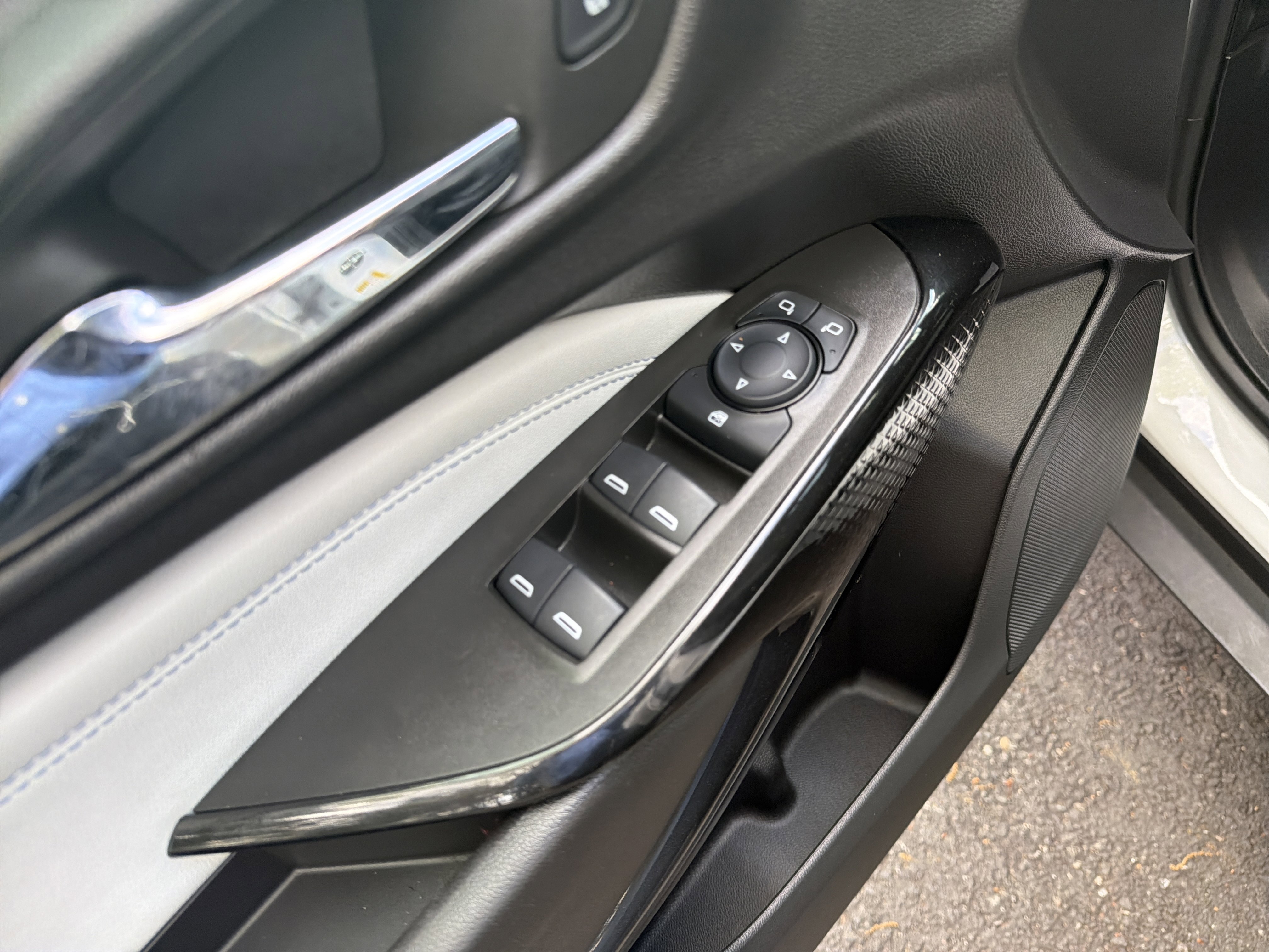 Used 2024 Chevrolet Trax LT image 15