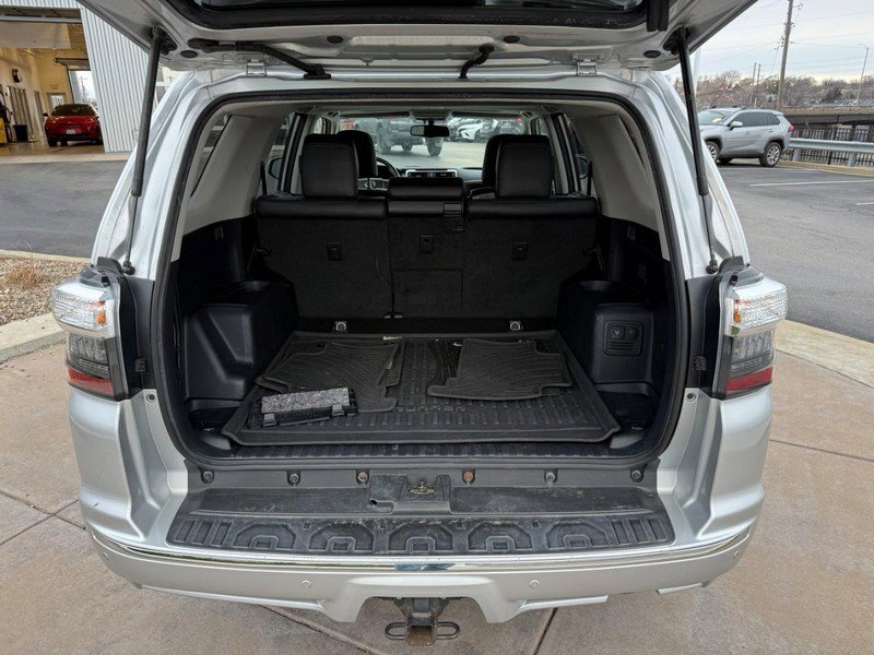 Used 2015 Toyota 4Runner Limited image 9