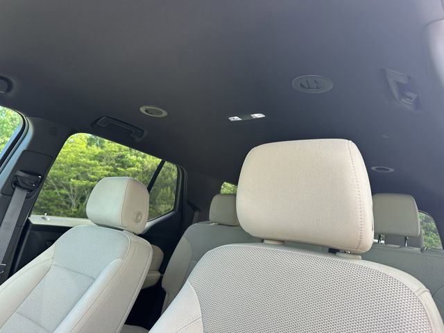 Used 2023 Chevrolet Traverse LS FWD image 32