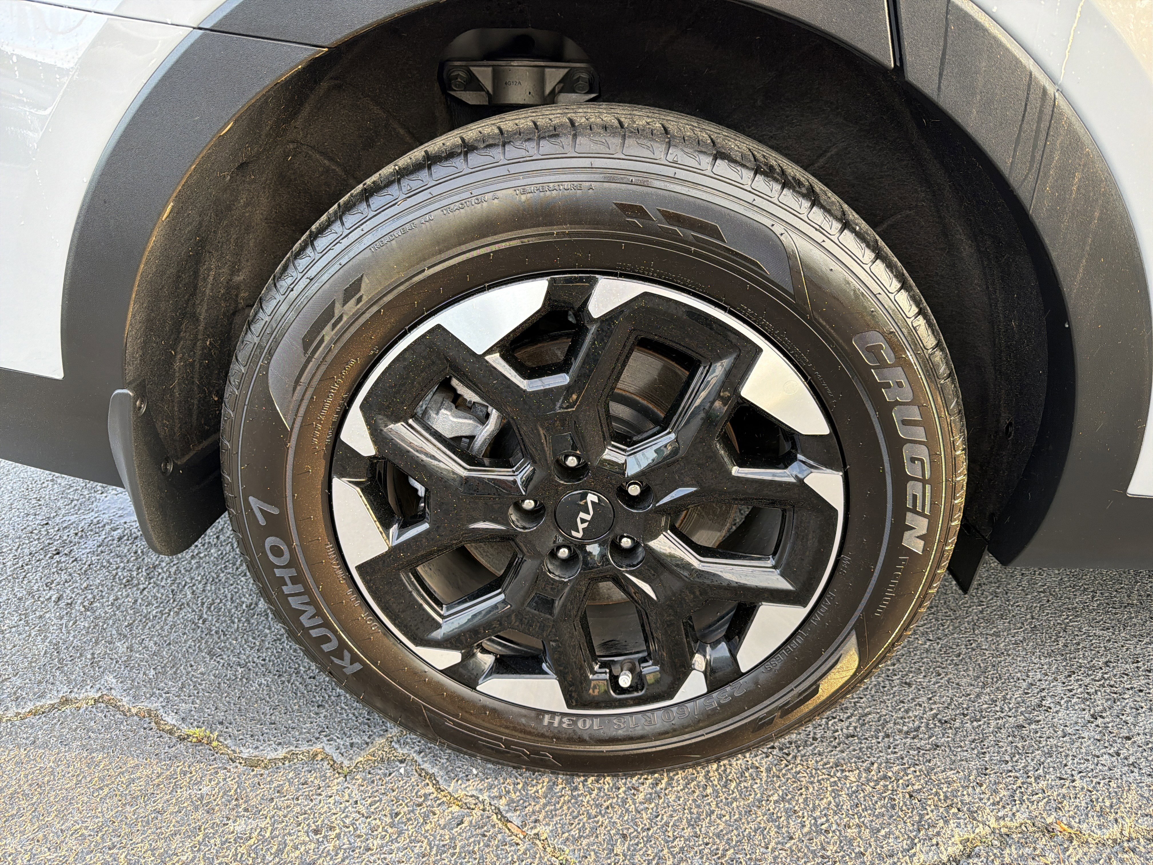 Used 2025 Kia Sorento S FWD image 16