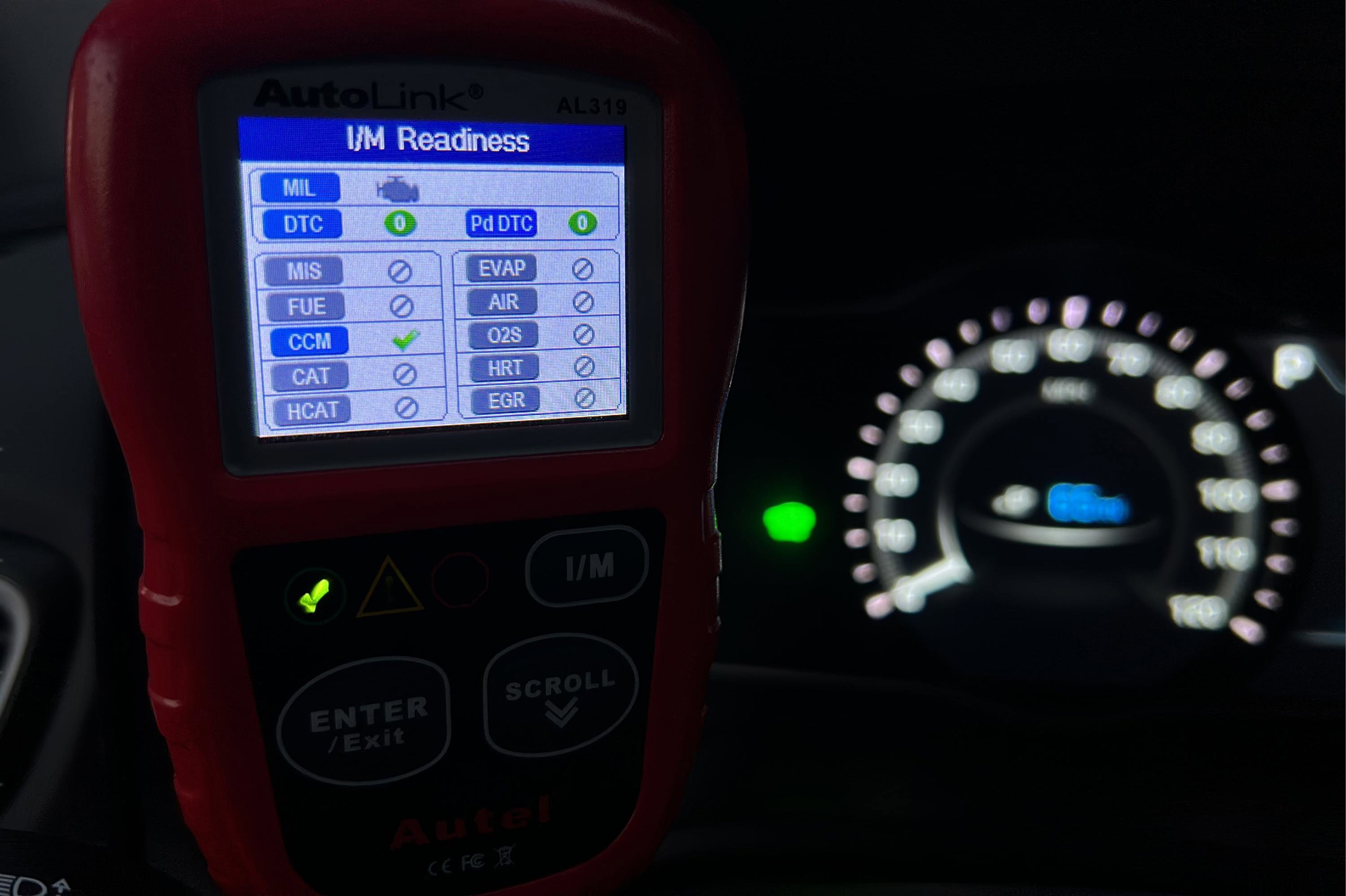 Used 2019 Hyundai Ioniq Electric FWD image 40