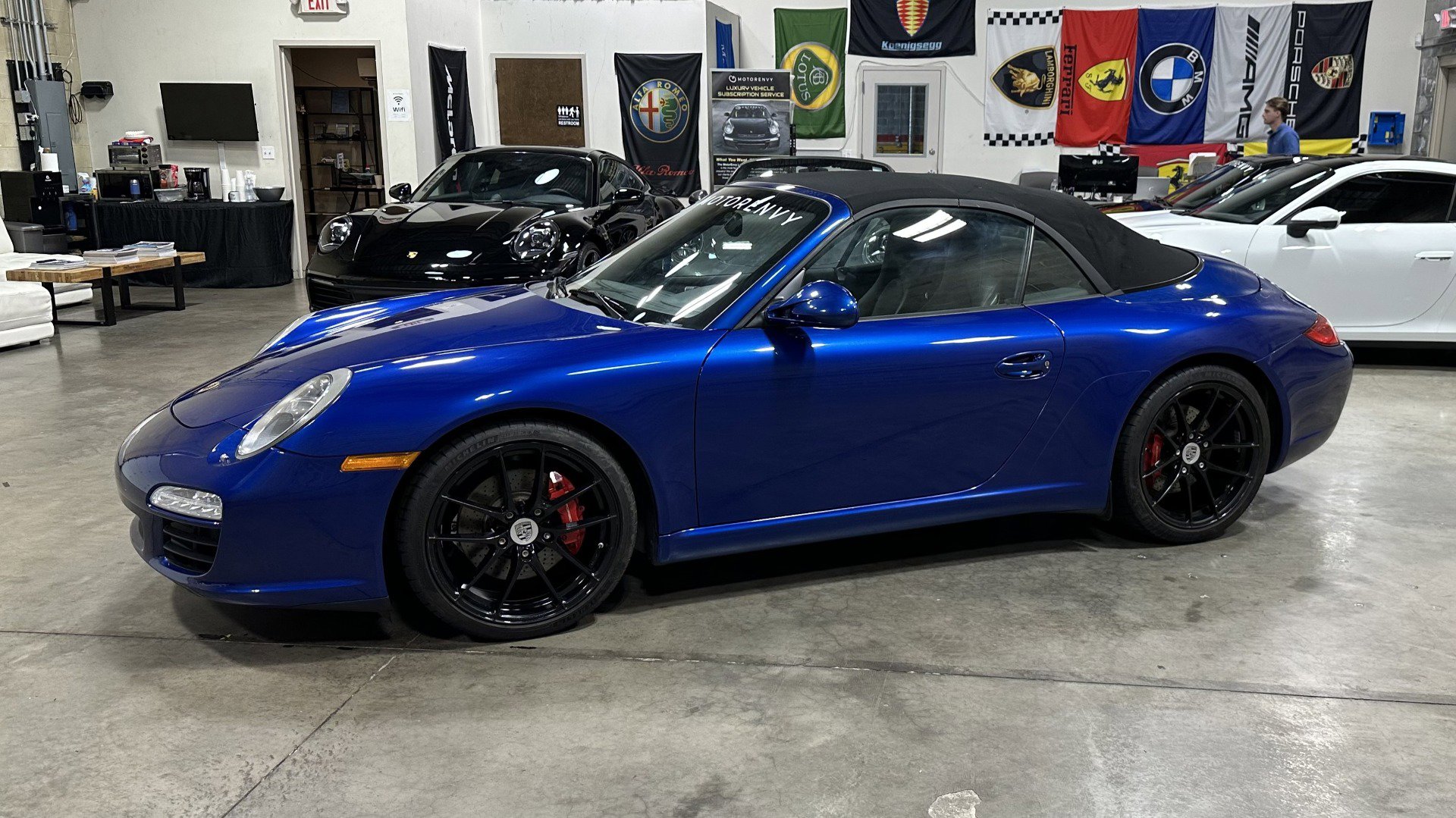 Used 2009 Porsche 911 Carrera S image 14