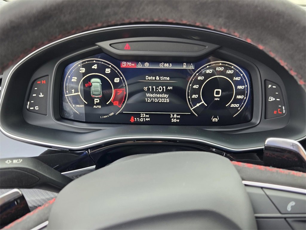 New 2025 Audi RS Q8 performance image 23