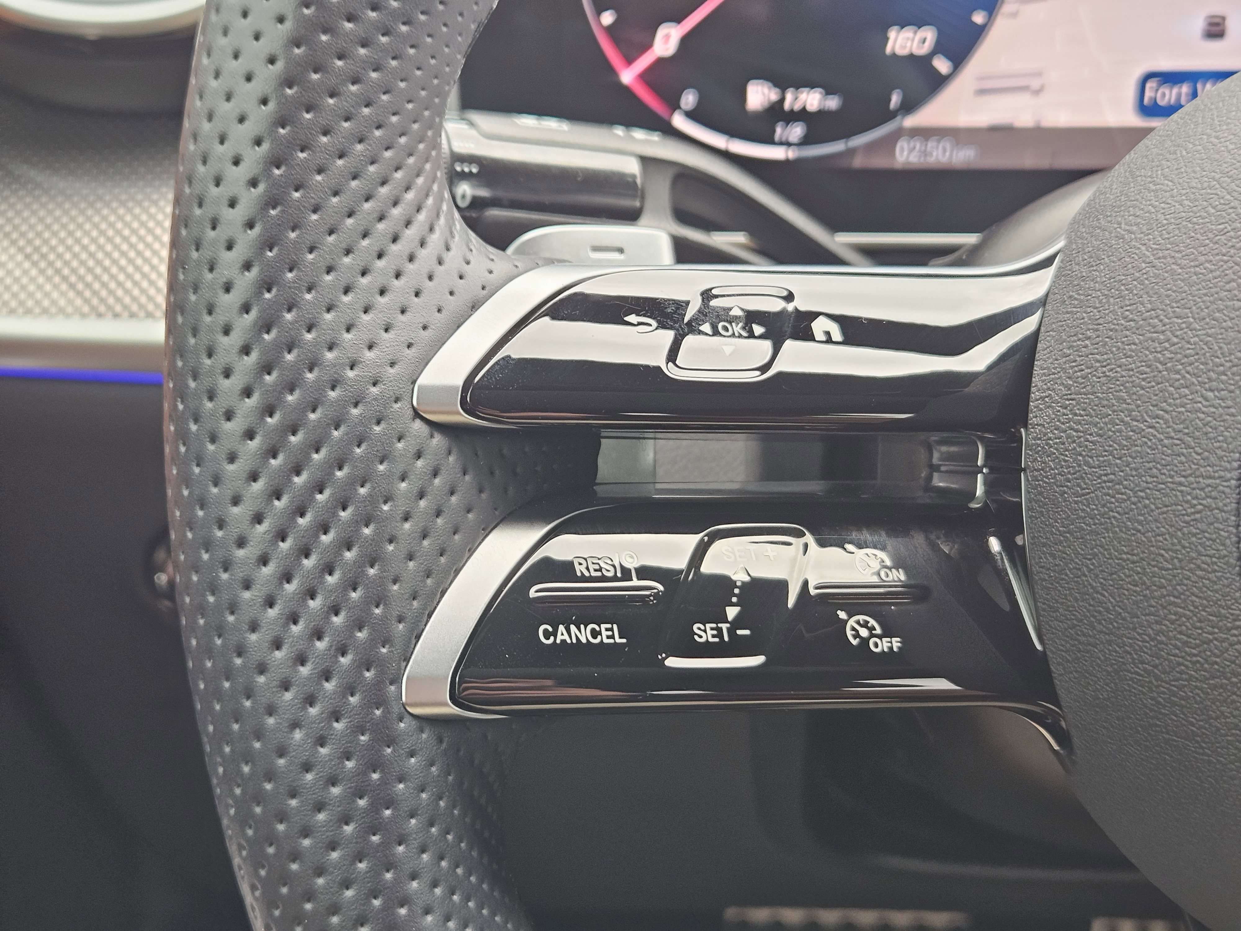 Certified 2025 Mercedes-Benz GLC 300 4MATIC image 19