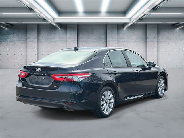 Used 2019 Toyota Camry LE FWD image 6