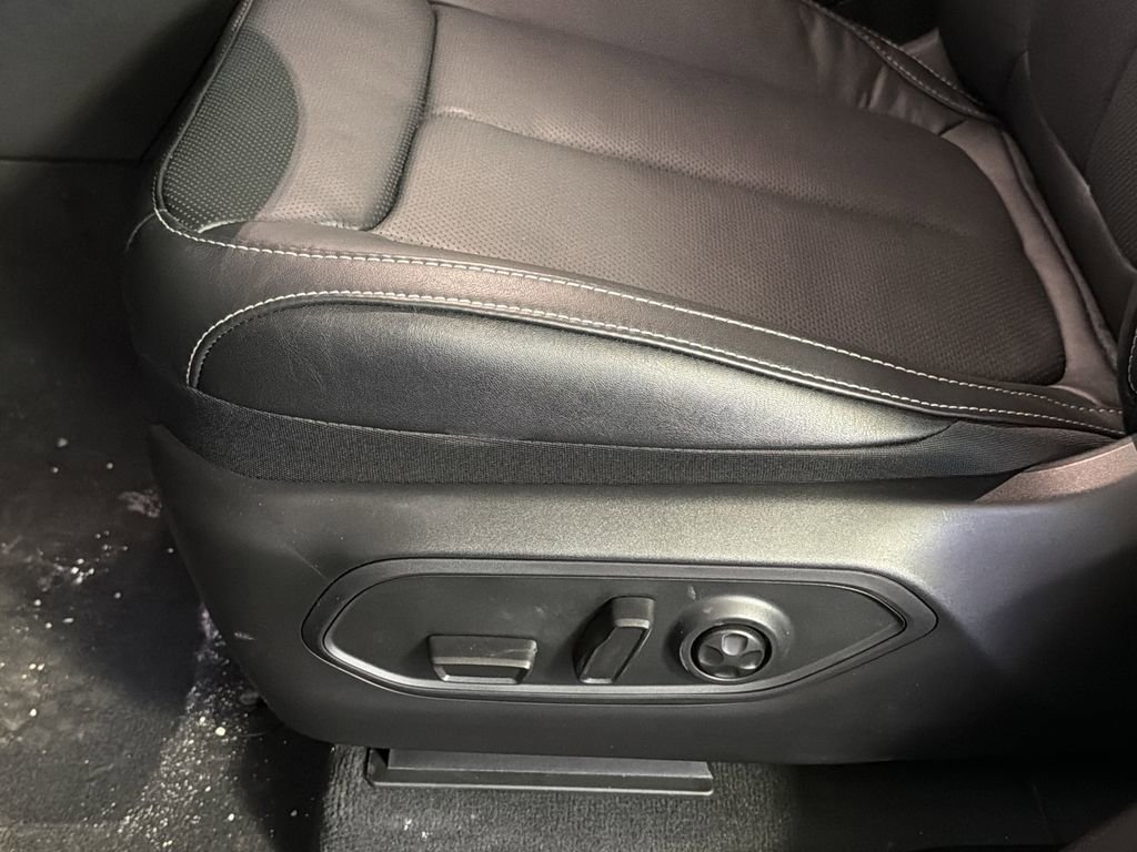 New 2026 Jeep Grand Cherokee L Limited image 11