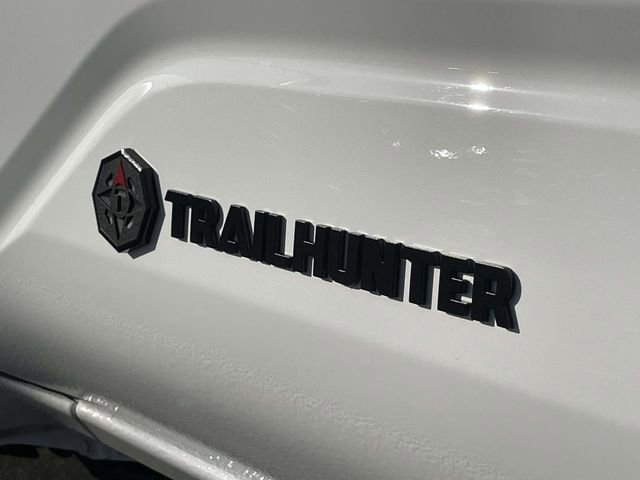 Used 2025 Toyota Tacoma Trailhunter AWD/4WD image 13