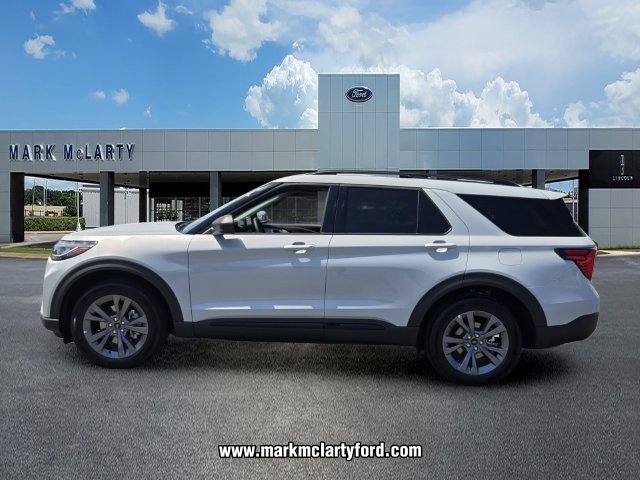 New 2026 Ford Explorer Active w/ Active Comfort Package AWD/4WD image 2