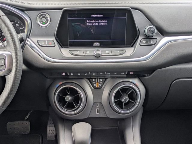 Used 2021 Chevrolet Blazer LT FWD image 19