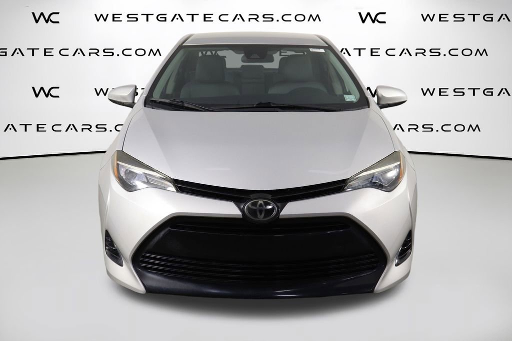 Used 2017 Toyota Corolla LE FWD image 2