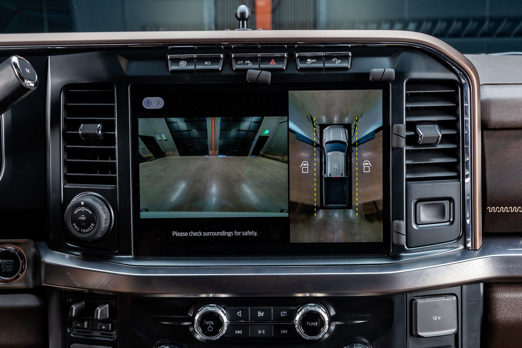 Used 2024 Ford F250 King Ranch w/ Chrome Package image 25