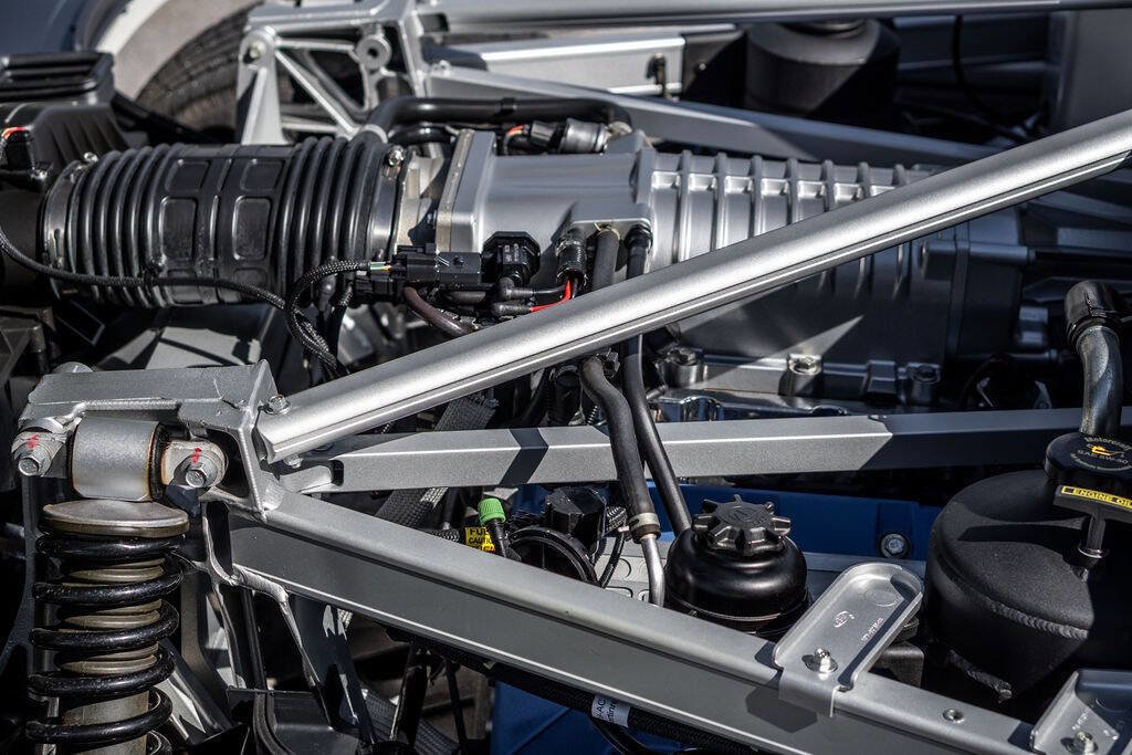 Used 2005 Ford GT image 22