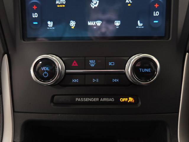 Used 2022 Ford Edge SEL w/ Convenience Package AWD/4WD image 20