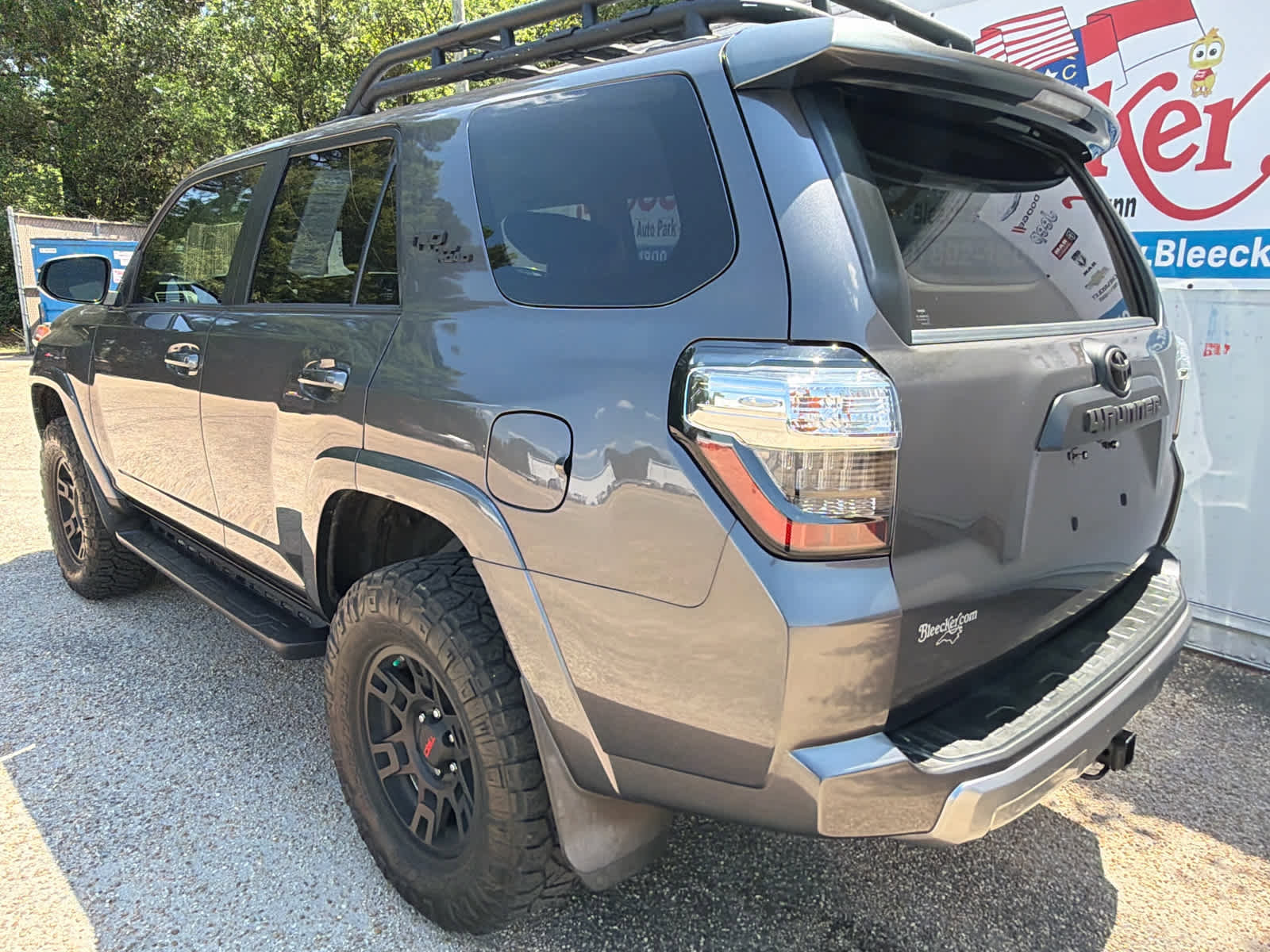 Used 2021 Toyota 4Runner TRD Off-Road AWD/4WD image 8