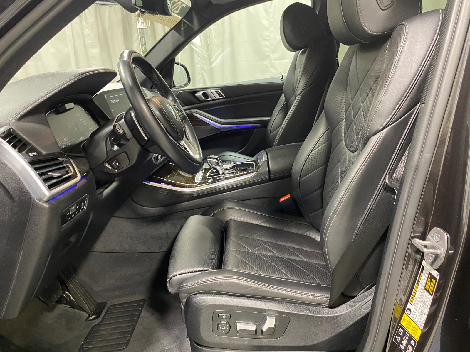 Certified 2023 BMW X5 xDrive40i w/ Executive Package image 13