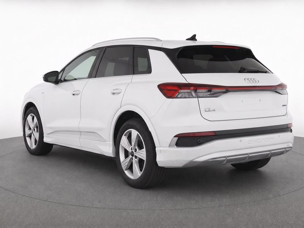 Used 2023 Audi Q4 e-tron Premium Plus w/ Premium Plus AWD/4WD image 7