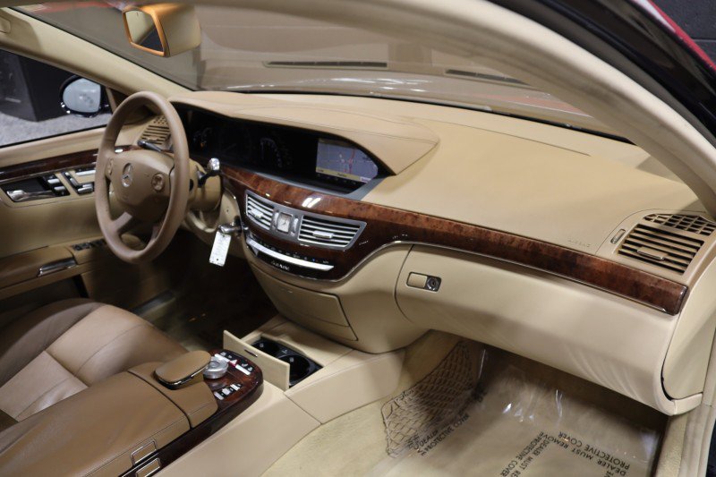 Used 2007 Mercedes-Benz S 550 4MATIC image 42