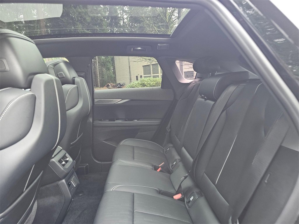 New 2026 Cadillac Optiq Sport 2 image 20