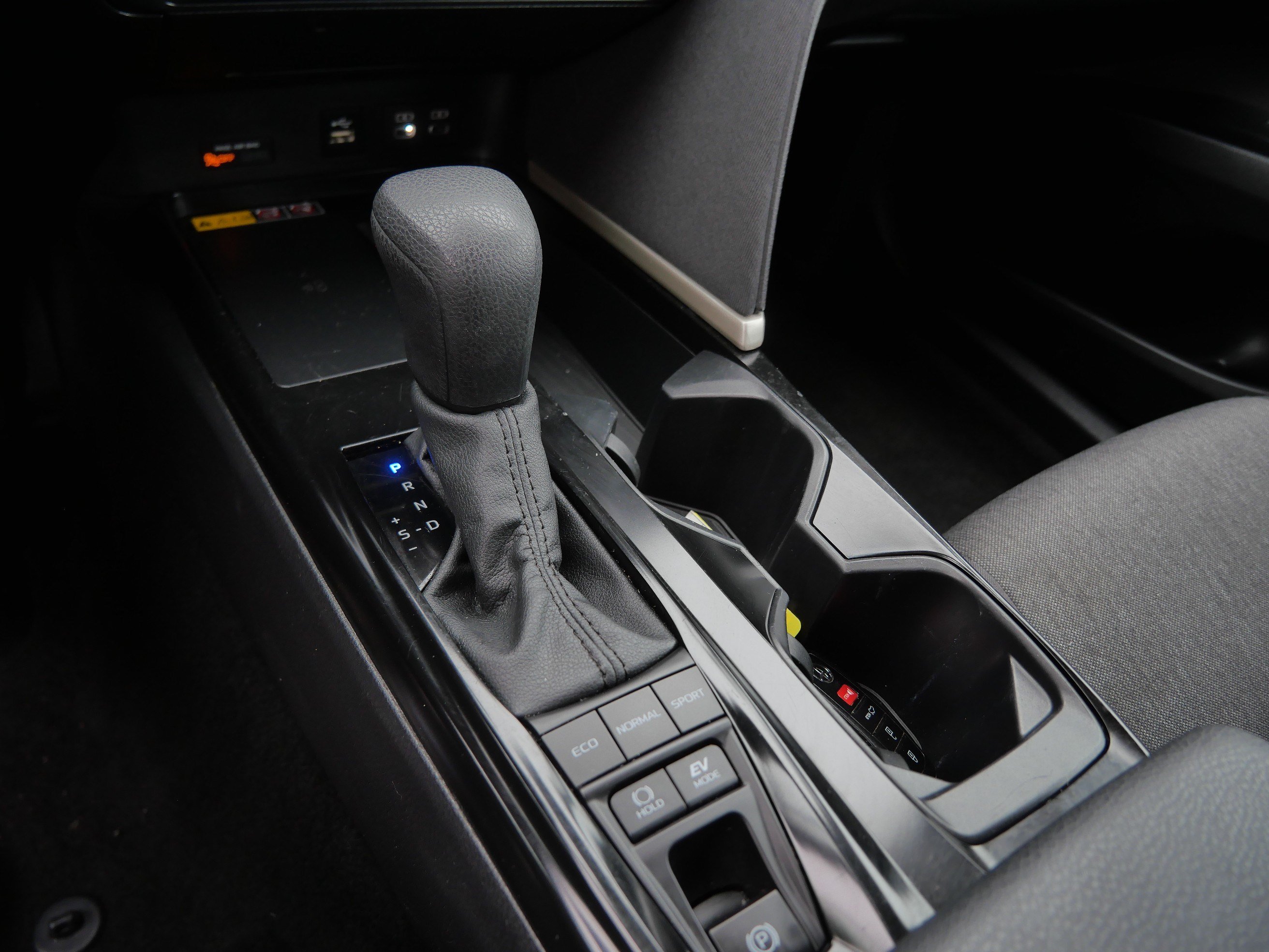 Certified 2025 Toyota Camry LE FWD image 26