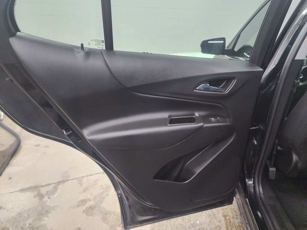 Used 2022 Chevrolet Equinox LT image 24