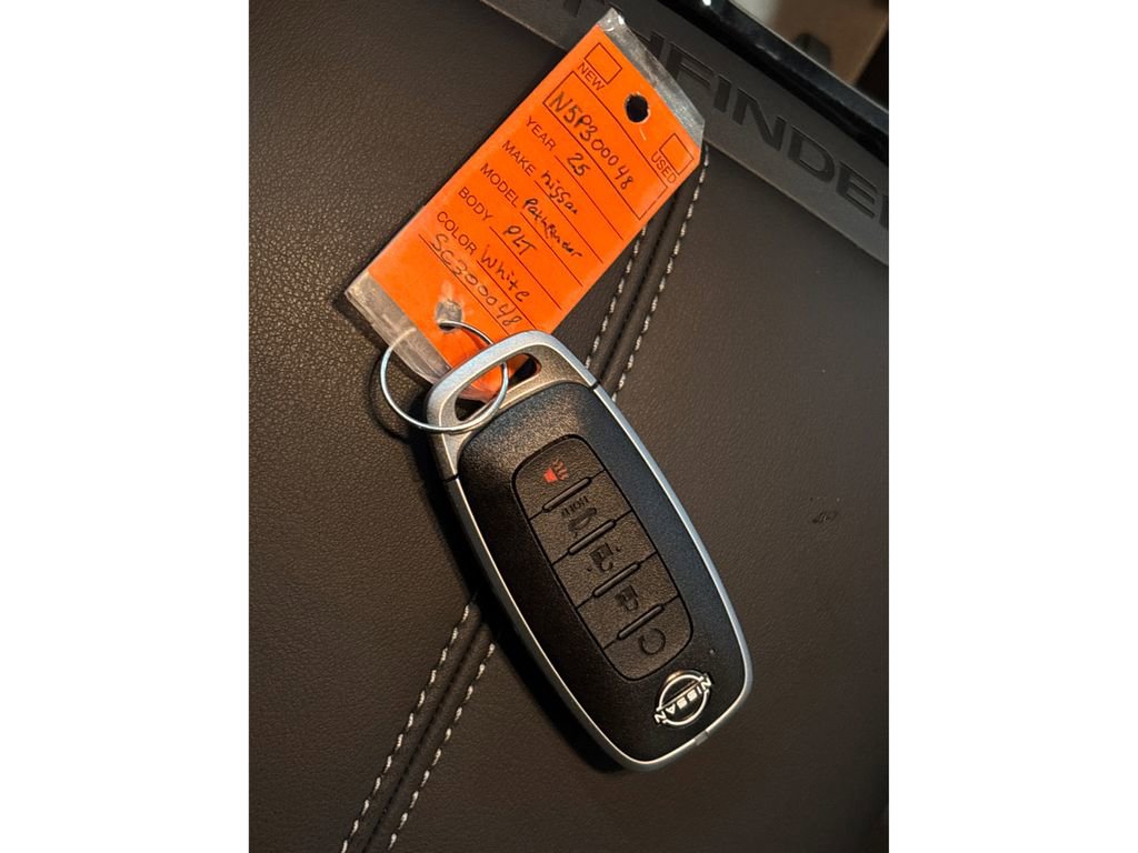 New 2025 Nissan Pathfinder Platinum w/ Cargo Package image 35