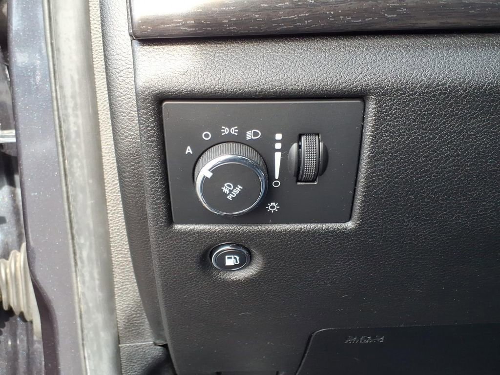 Used 2014 Jeep Grand Cherokee Altitude image 16