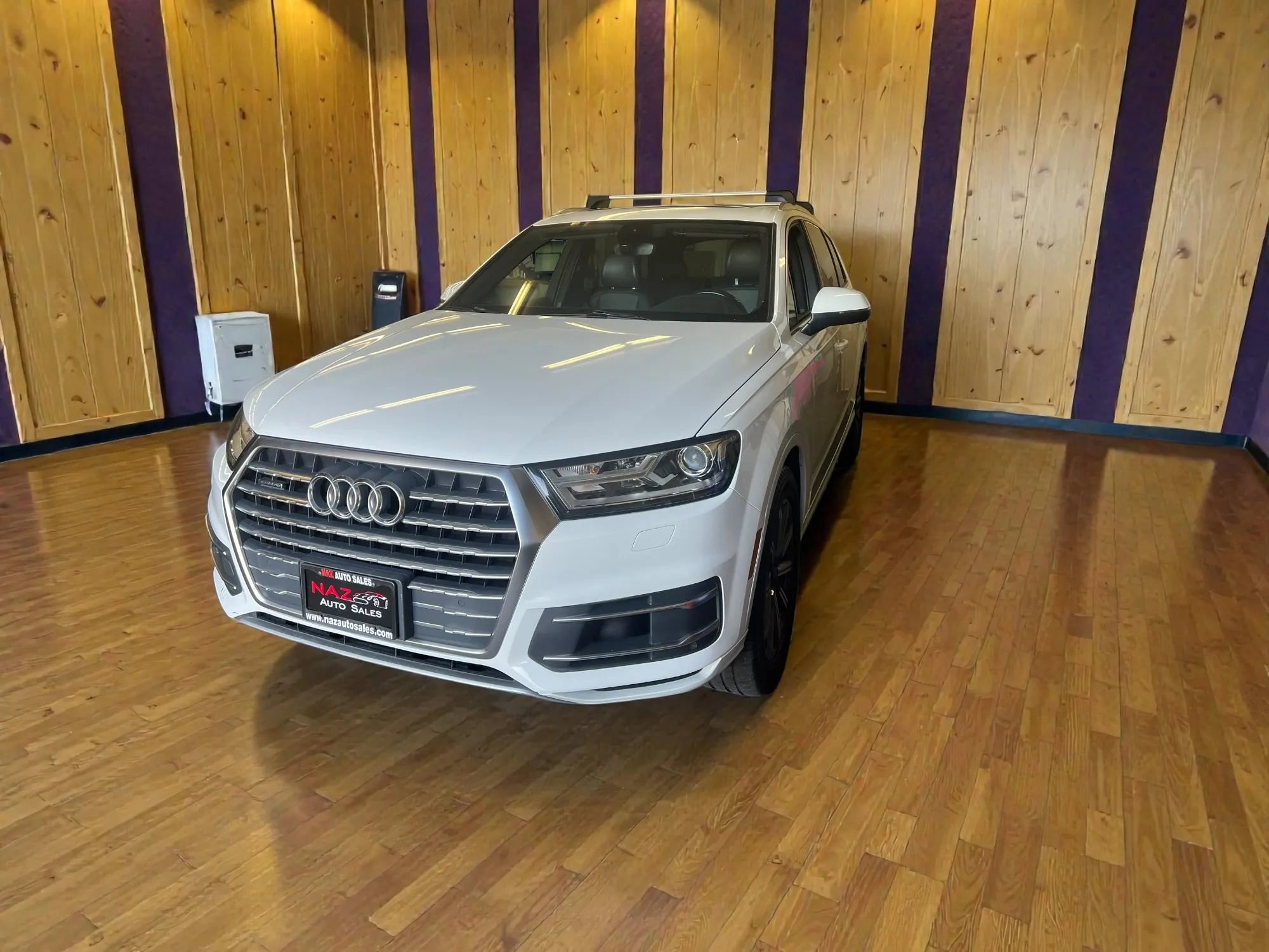 Used 2017 Audi Q7 3.0T Premium AWD/4WD image 3