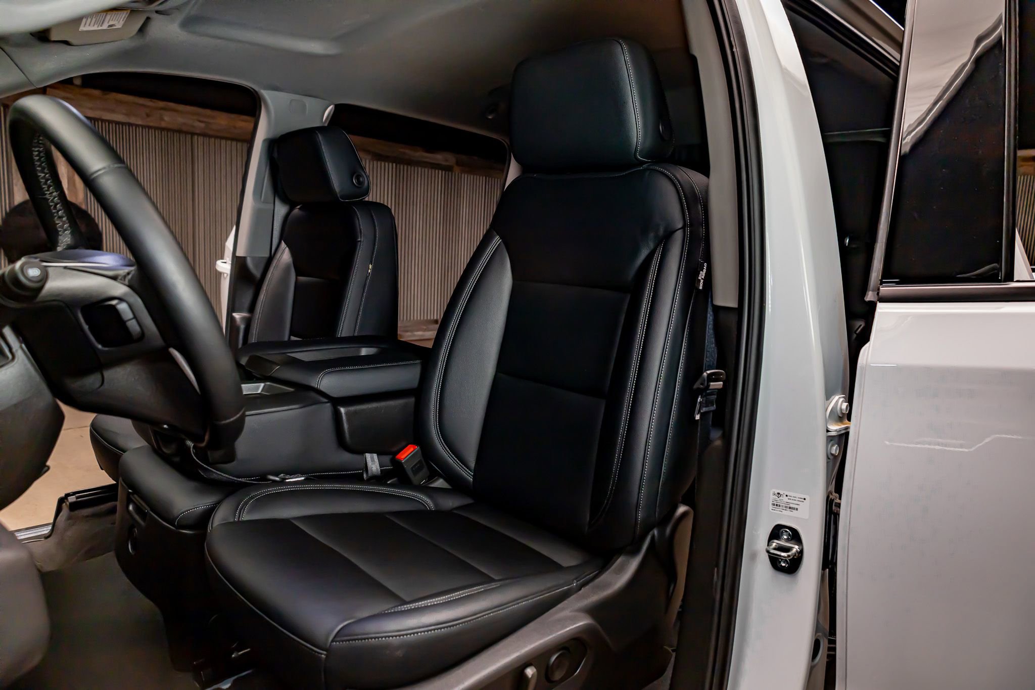 Used 2024 GMC Sierra 1500 Elevation image 24