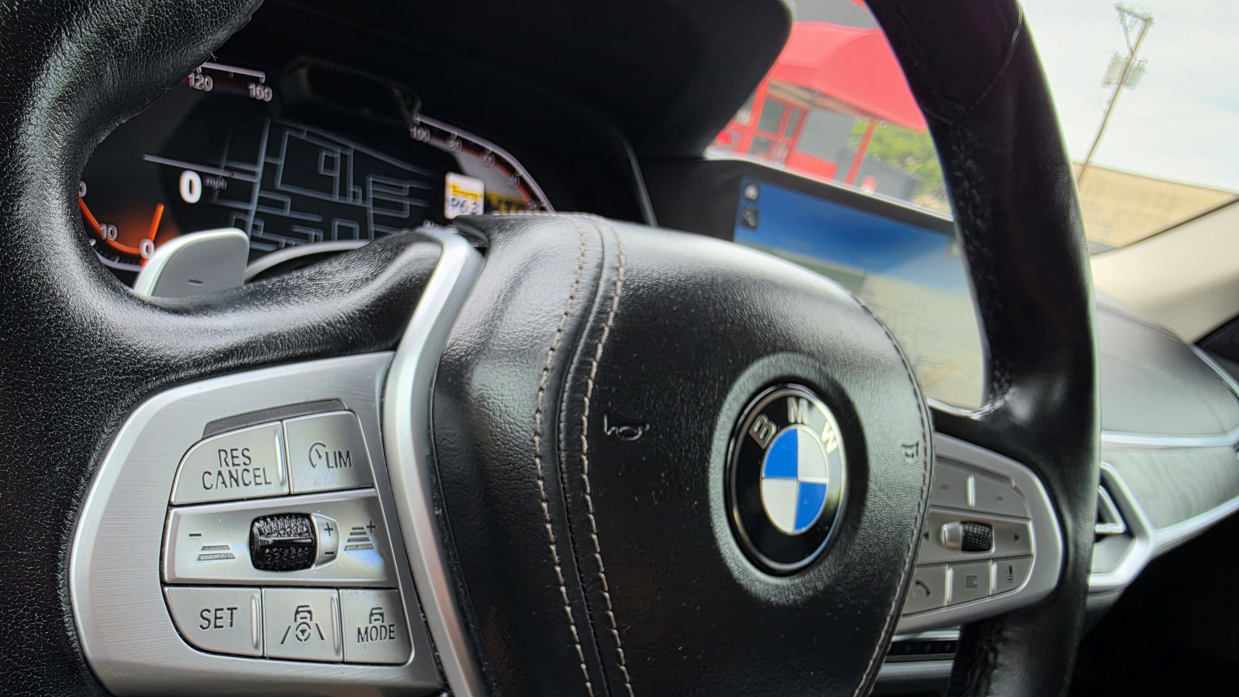 Used 2022 BMW X7 xDrive40i w/ Premium Package image 49