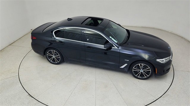 Used 2023 BMW 530e xDrive w/ Premium Package image 78