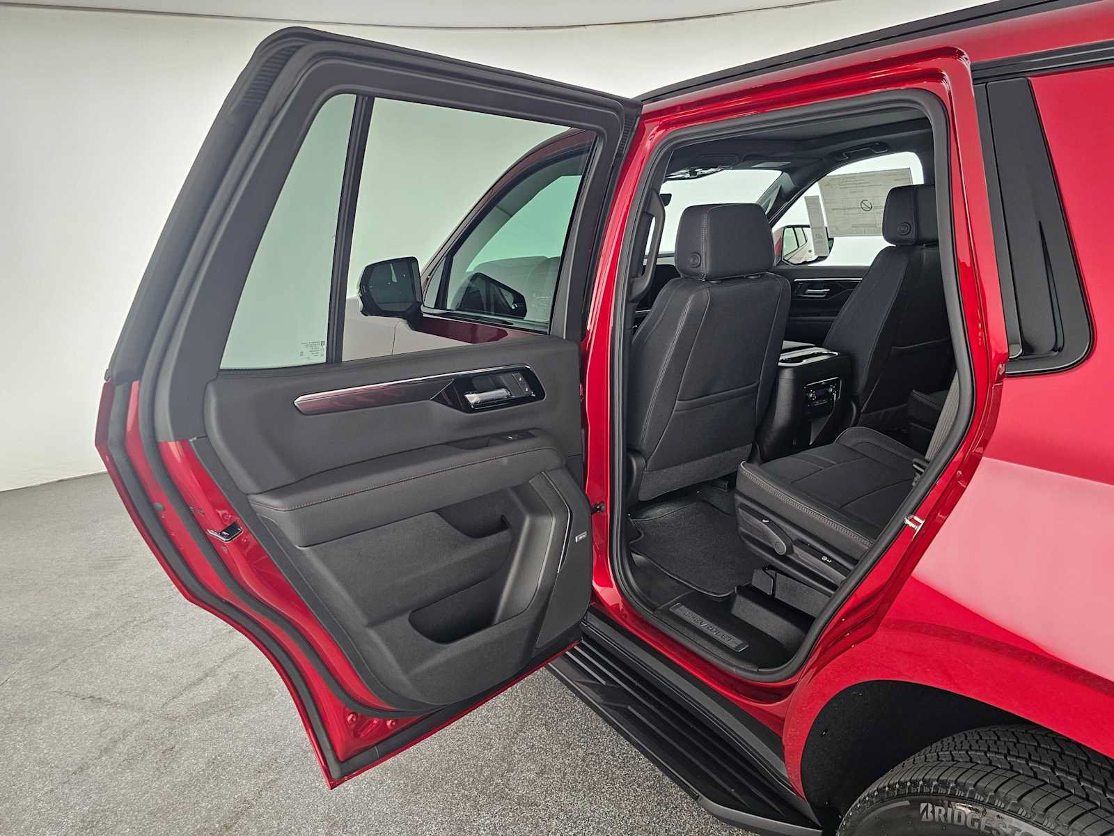 New 2026 Chevrolet Tahoe RST w/ Advanced Technology Package AWD/4WD image 17