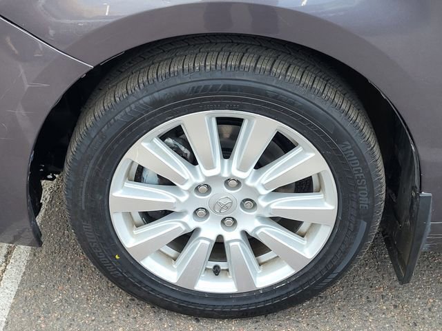 Used 2017 Toyota Sienna Limited Premium image 10