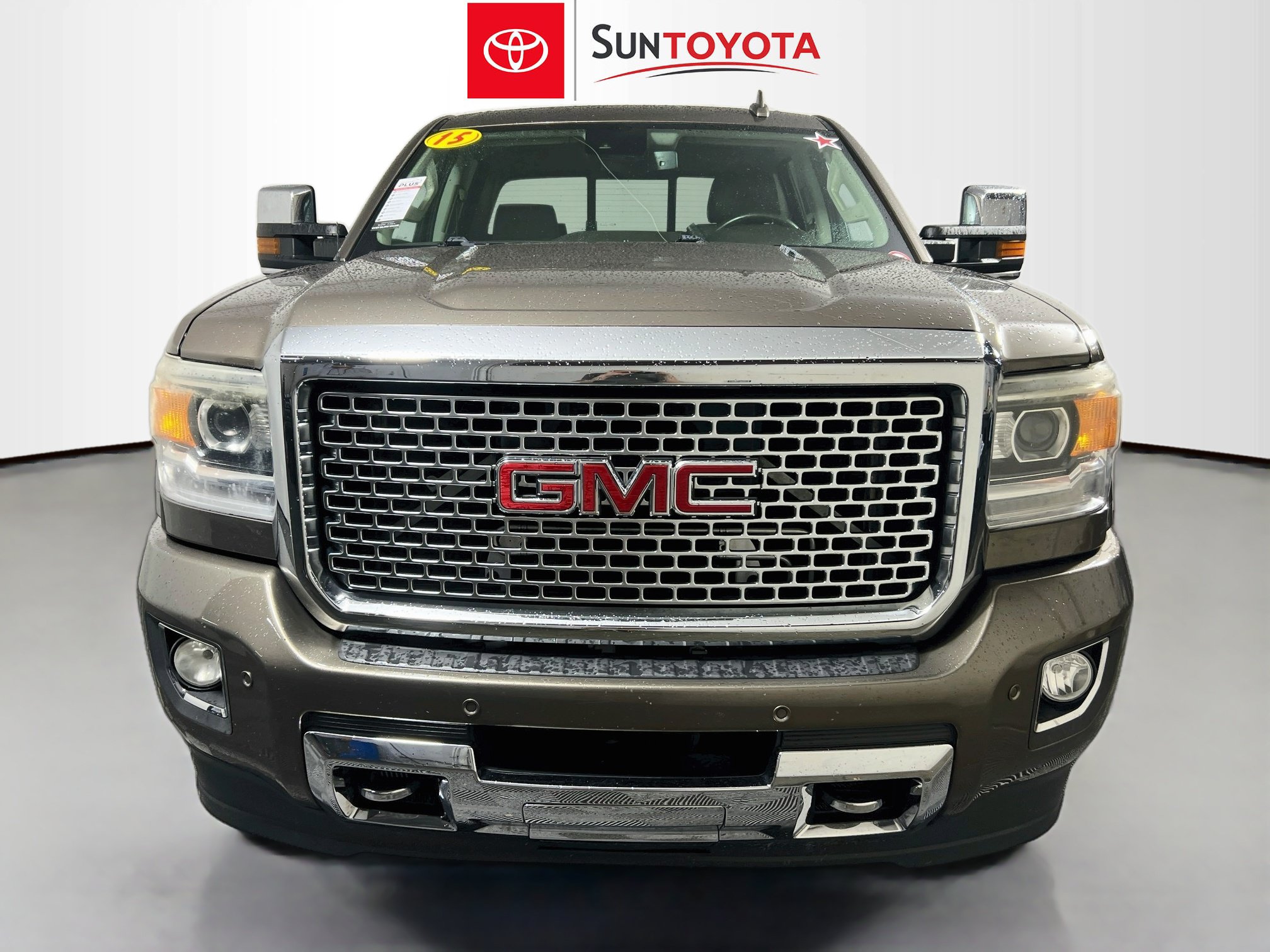 Used 2015 GMC Sierra 2500 Denali w/ Duramax Plus Package AWD/4WD image 10