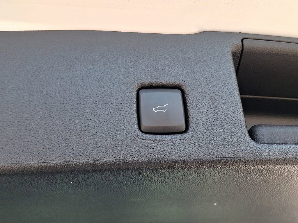 Used 2023 Ford Escape ST-Line w/ Tech Pack #1 AWD/4WD image 30