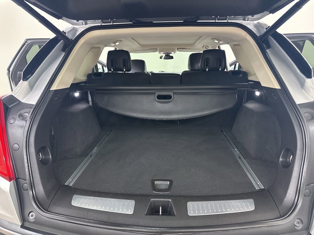 Used 2017 Cadillac XT5 Luxury FWD image 26