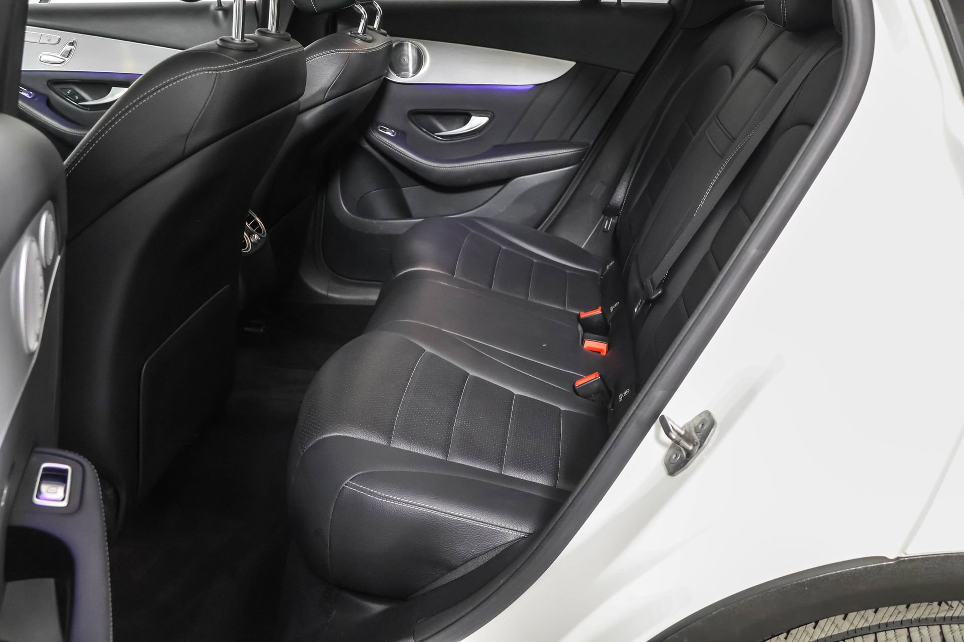 Used 2020 Mercedes-Benz GLC 300 4MATIC image 34