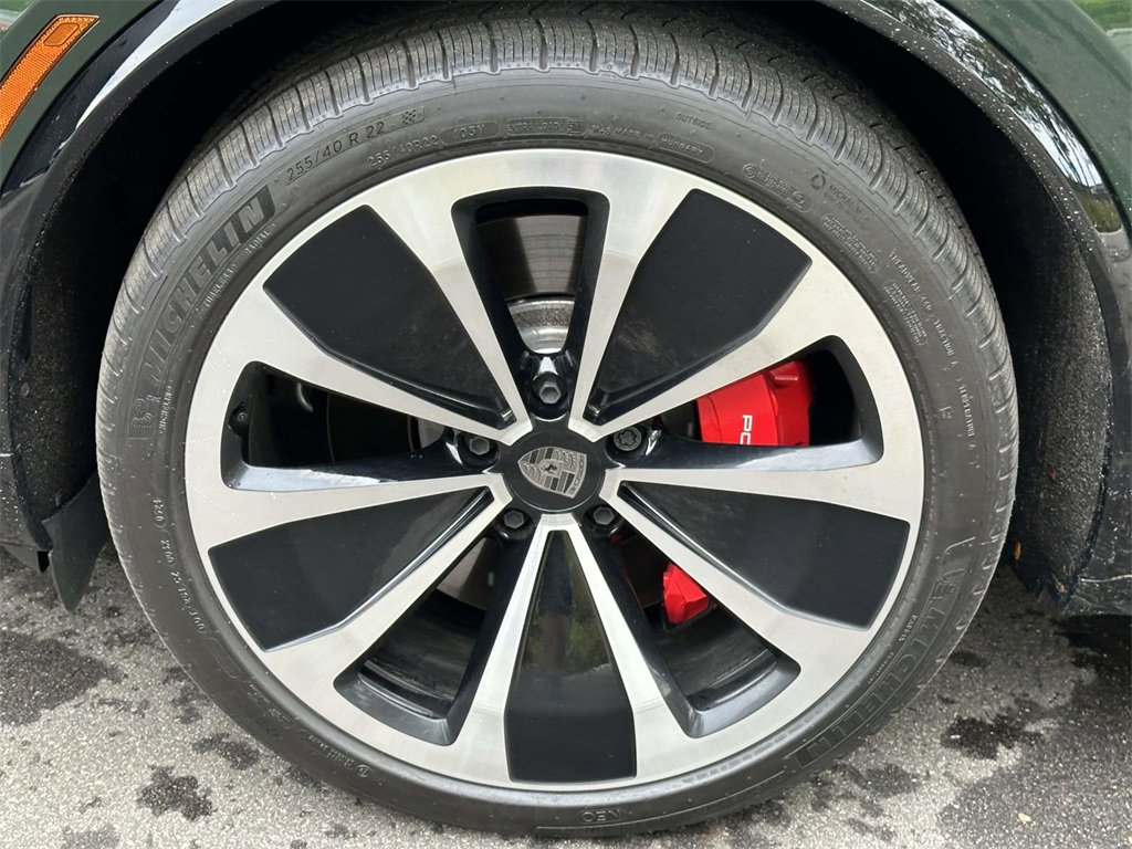 Certified 2024 Porsche Macan Turbo Electric image 11
