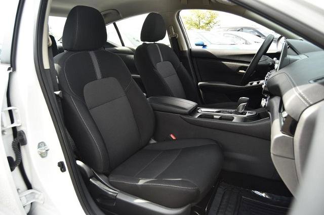 Certified 2024 Nissan Sentra SV image 20